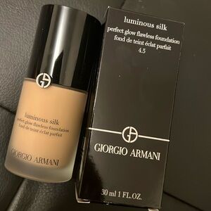 Giorgio armani luminous silk foundation